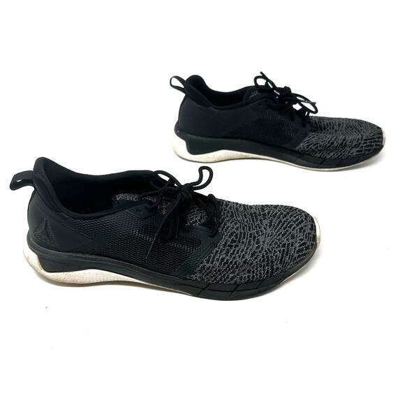 Reebok Size 9.5 Sneakers Black Lightweight Running Lace Up Outdoors Gym Sports - Picture 3 of 8